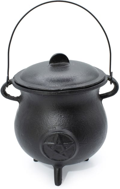Extra grote gietijzeren ketel met vijfhoekige vorm 23x18 cm (minstens 4 kg)