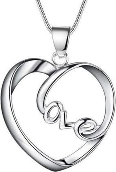 Ketting met hanger Hart en Love zilverkleur.