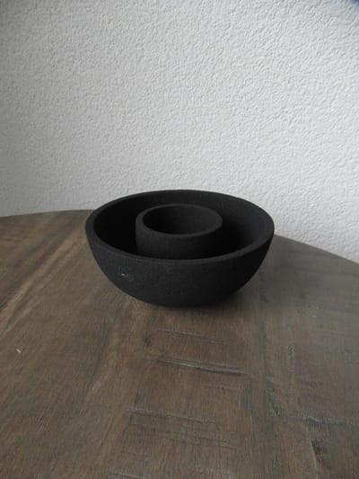 Kandelaar - Branded by - kandelaar Puck zwart - 10,5 cm rond