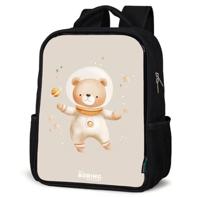 NoBoringSuitcases.com® - Rugzak zwart - Schooltas jongen & meisje - Beige ruimtebeer zweeft tussen sterren - Rugtas voor school - Boekentas kind - Schoolrugzak - Kinderrugzak