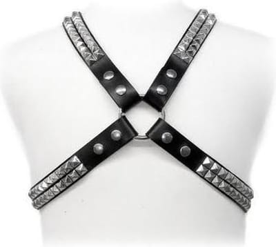 Leather Body - Pyramid Stud Harnas
