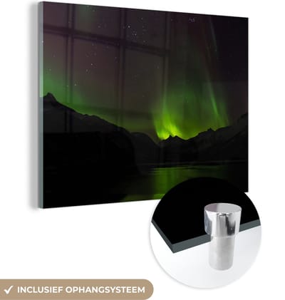 MuchoWow® Glasschilderij 120x90 cm - Schilderij acrylglas - Aurora - Sterrenhemel - Bergen - Foto op glas - Schilderijen