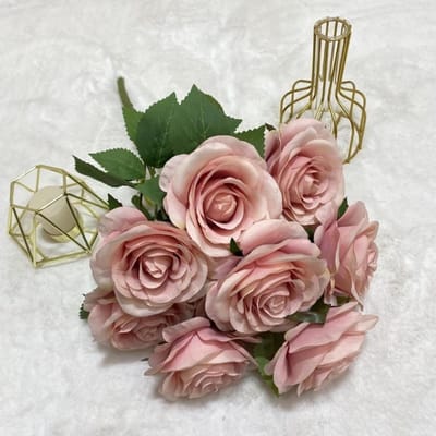 Zijden Rozen Boeket - Kunstbloemen Decoratie - Bruiloft Versiering - Handgemaakt Ontwerp - 47cm Lengte - Lichtroze