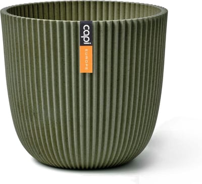 Capi Europe - Bloempot bol Groove 'made with' kunstgras groen - 25x23 - Kunstgras groen - Bloempot voor binnen en buiten - Capi ‘Made with’ - Gemaakt van gerecycled materiaal - Levenslang garantie - IGGG535