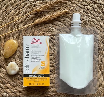 Wella Color Charm Permanent Liquid Haircolour - 10NG + developer - Honey Beige Blond - Haarverf - Haarkleuring - Honingblond - Lichtblond - Antigeel