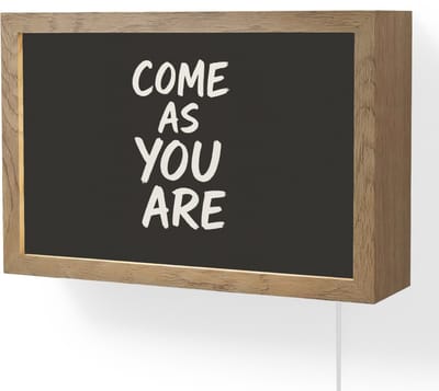Wandlamp 30x20 cm - Oplaadbaar - Quote - Zwart - Simpel - Wandlampen binnen woonkamer - Slaapkamer lamp met kabel - Decoratieve nachtlamp - Vloerlamp snoer