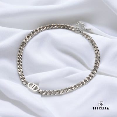 Leerella Luxe Choker Ketting Titanium - Zilverkleur – Cubaanse Ketting Duurzaam, Hypoallergeen en Stijlvol 40+5cm