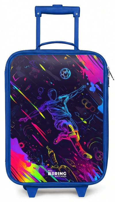 NoBoringSuitcases.com® - Kinderkoffer blauw - Kindertrolley jongen - Neon actievolle voetbalspeler - Koffer kind lichtgewicht - Reiskoffer trolley voor kinderen - Koffertje met lichtgevende wieltjes - Rolkoffer