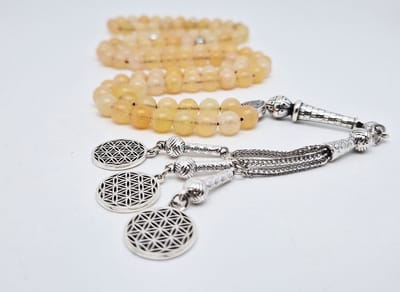 Handgemaakte tesbih "Tasbih" natuursteen " Calciet geel " - Aantal kralen 99 - Diameter kralen 8MM - met metaal tassel "Harmonie" - Een mooi cadeau-idee