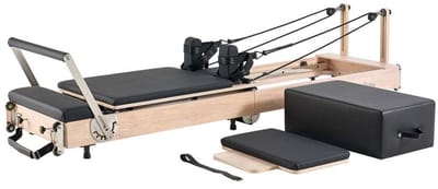 Pilates Reformer - Pilatesbed - Opvouwbaar - Massief Rubberhout - Dubbele Weerstand: Veren en Koorden - Inclusief Zitbox - Draagvermogen 181,44 kg - Voor Thuisgebruik