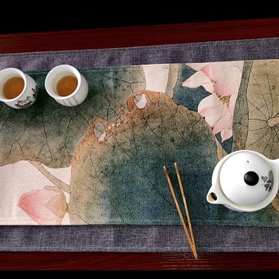 Tafel Runner - Decoratieve Tafelband - Feestelijke Decoratie - Bloemen Blad Motief - 32x230CM - Beige Groen
