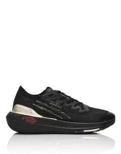 Lo-Top Sneakers