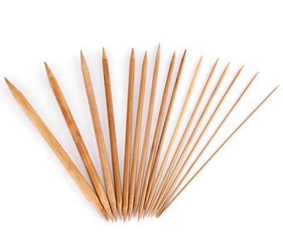 Grote set bamboe breinaalden (75 stuks) - 2 mm tot 10 mm - Knoploze naalden