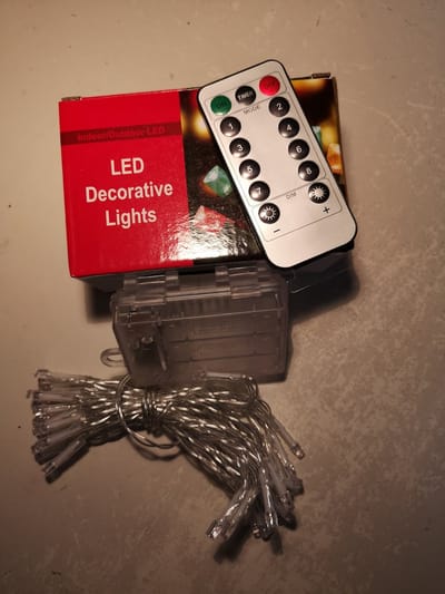 Sfeerverlichting op batterij, 4m snoer, 40 LED lampjes, voor binnen&buiten, warm wit licht met afstandsbediening