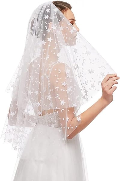Trouwsluier met 2 Tiers in Ivoor, Fingertip Lengte, Tulle met Kam en Snitrand - Perfect voor Bruiden, Bachelorette Feest en Jubileum