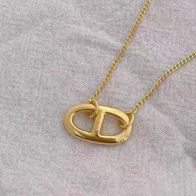 Sterling zilveren 925 paar met letter D, eenvoudige modieuze varkensneus, onregelmatige, trendy, lichte, luxe, veelzijdige ketting, damesaccessoire 925 goud