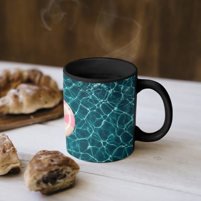 Magische Mok - Foto op Warmte Mokken - Koffiemok - Drijvend - Zwemband - Water - Magic Mok - Beker - 350 ML - Theemok