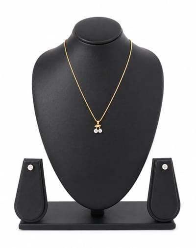 N3 Collecties Sieradenset met Gouden Kleurige Ketting en Met Zirconia Stenen Hanger
