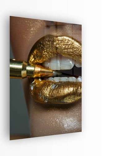 Indoorart - Glasschilderij Pencil Bite 40x60 CM - Afbeelding op plexiglas - Inclusief montagemateriaal