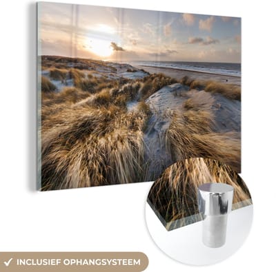 MuchoWow® Glasschilderij 120x80 cm - Schilderij acrylglas - Strand - Zee - Scheveningen - Nederland - Foto op glas - Muurdecoratie woonkamer - Wanddecoratie slaapkamer - Schilderijen