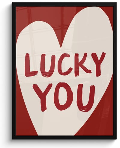 Poster in lijst - Fotolijst 50x70 cm - Posters - Lucky - Hart - Rood - Posterlijst zwart - Decoratie - Wanddecoratie woonkamer - Muurdecoratie slaapkamer