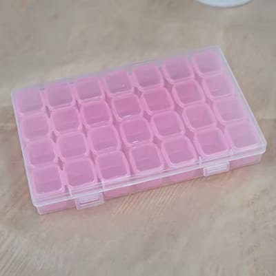 Sorteerdoosje voor Diamond Painting - Opbergbox - Diamond painting doos - Opbergbox met 28 bakjes - Diamond Painting Opbergdoos - Sorteerdoos - Hobbydoos - Roze bakjes - 17/10CM - CHPN