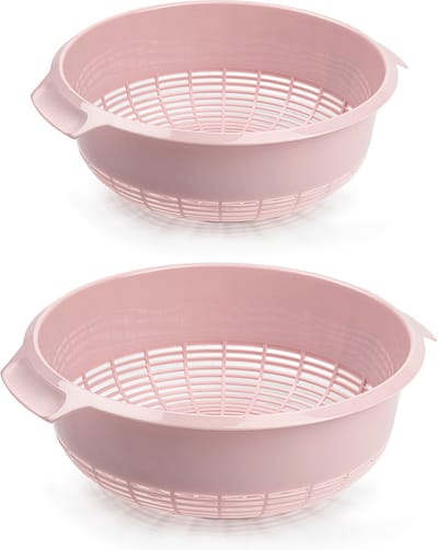 Plasticforte Keuken vergieten/zeef - set 2x - kunststof - lichtroze - dia 23 en 27 cm