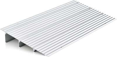 Drempelhulp Aluminium - Verstelbare Oprijplaat - Rolstoel Gebruik - Antislip Structuur - Verstelbare Hoogte - Zilverkleurig