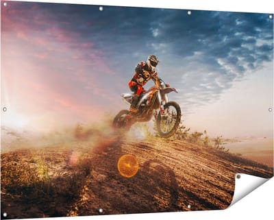 Gards Tuinposter Motorcross op een Heuvel bij Zonsondergang - 150x100 cm - Tuindoek - Tuindecoratie - Wanddecoratie buiten - Tuinschilderij