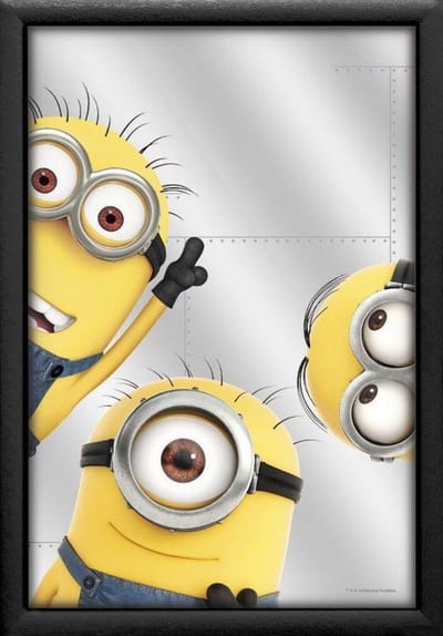 Minions - Despicable Me Wandspiegel - Kinderkamer - Wandspiegel - Afmeting 32 cm. hoog en 22 cm. breed!!