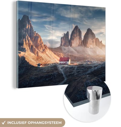 MuchoWow® Glasschilderij 40x30 cm - Schilderij acrylglas - Huis - Bergen - Landschap - Foto op glas - Schilderijen