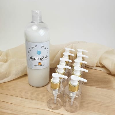 Zeep - Zeeppompje - Set van 10 + 1L handzeep - Gouden dop - Wit - doopsuiker - bedankje - bedankjes - doopsuiker zeep - doopsuiker zeeppompje - feest