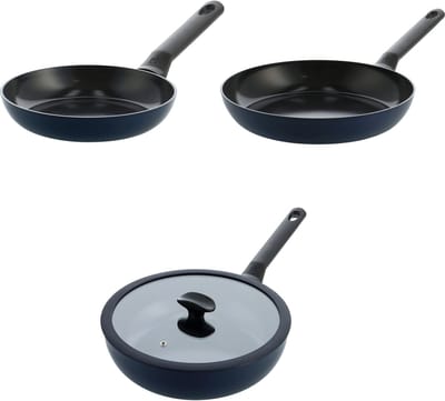 BK Enjoy Pannenset 3-delig - 20/28cm - 3.4L - PFAS-vrije antikleeflaag – Pannenset inductie – Keramische pan - Ovenbestendig tot 160°C – Hapjespan 28cm met deksel - Koudgrepen - Donkerblauw