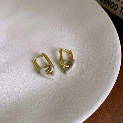 Boucles d'oreilles Cœur Rouge Mignon Pour Femmes Filles Boucles d'oreilles Créoles Amour Simples Lisses Boucles d'oreilles Géométriques Mode Bijoux d'Oreille Ronds de Fête blanc