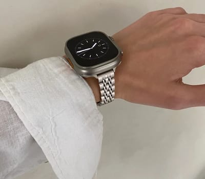 Roestvrij Stalen Bandje Geschikt voor Apple Watch 1 / 2 / 3 / 4 / 5 / 6 / 7 / 8 / 9 / 10 / SE - 42MM / 41MM / 40MM / 38MM - Metalen RVS Band - Zilver