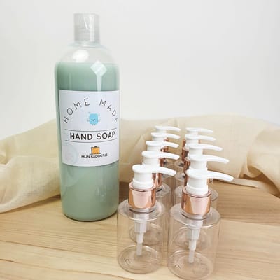 Zeep - Zeeppompje - Set van 10 + 1L handzeep - Roze dop - Eucalyptus - doopsuiker - bedankje - bedankjes - doopsuiker zeep - doopsuiker zeeppompje - feest