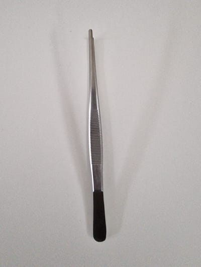 Benelux Surgical Instruments / Chirurgisch pincet, medium, 1 x 2 tanden, 14,5 cm