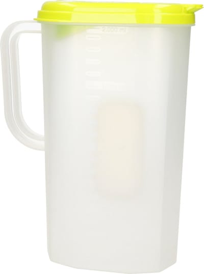 Plasticforte Waterkan met deksel - 2 liter - limegroen/ transparant - kunststof - smalle schenkkan die in de koelkastdeur past