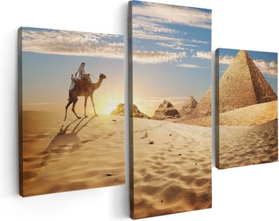 Artaza Canvas Schilderij Drieluik Egyptische Piramides met een Kameel - 90x60 - Foto Op Canvas - Canvas Print