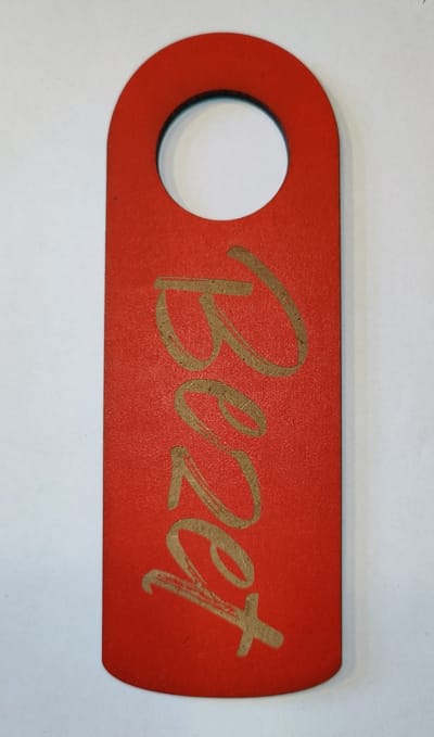 Djemzy - deur bordje - Deurhanger - bezet - vrij - lijkt met stift geschreven - rood,groen - dubbelzijdig - laser gegrafeerd hout - 6 mm mdf
