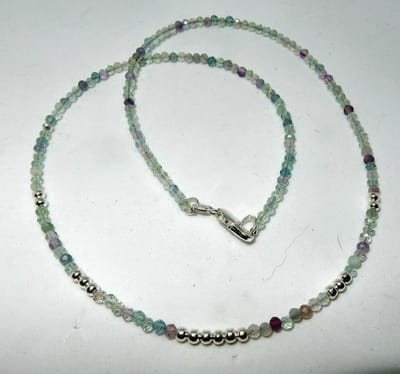 Natuurlijk Fluoriet Collier wit verguld