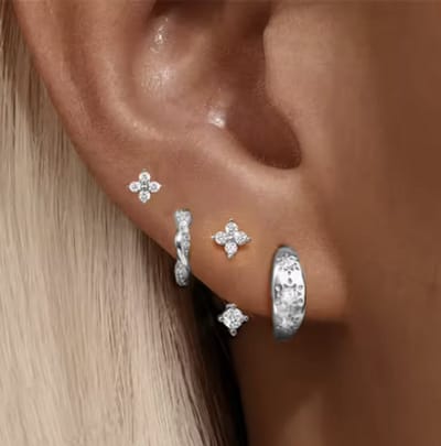 Oorbellen Set - 4 stuks - Kleur: Zilver - Luxe Oorbellen - Incl. Cadeauverpakking - Oorhangers / Oorring / Oorknopjes - Hoge Kwaliteit RVS - Stainless Steel / Roestvrijstaal - Verkleurt Niet - Oorbellen Set - Oorbellen Vrouwen / Dames