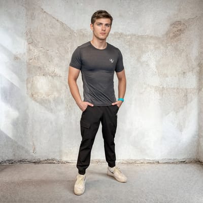 YV SPORT Sportshirt heren Siena - Slim fit - Ademend - Elastisch - Droogt snel - Slijtvast en duurzaam - Fitness en sport shirt heren - Sportkleding en sportshirt - Zwart - Maat S