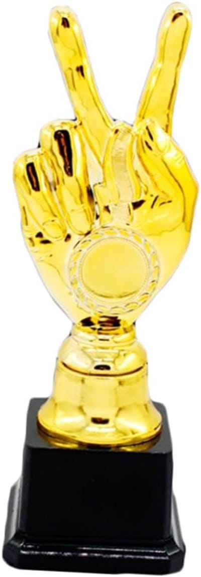 Gouden Prijstrofee - Onderscheiding Beker - Wedstrijd Prijzen - Duurzaam Plastic Materiaal - 22.5 x 8 cm - Goudkleurig