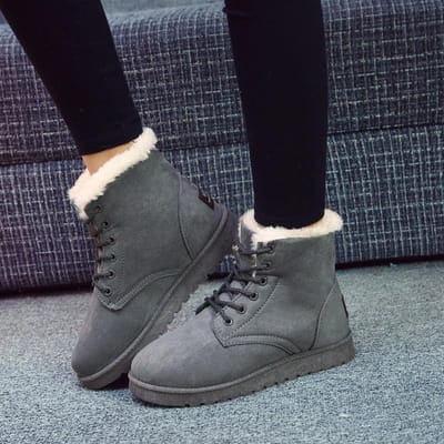 Herfst en Winter Nieuwe Sneeuwlaarzen Dames Martin Laarzen Buitenlandse Handel Grote Maat Katoenen Schoenen Student Warm Plus Fluweel Schoenen 43 grijs