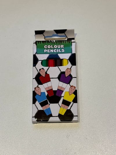 Voetballer Kleurpotloden - Sinterklaas decoratie - Kleurpotloden kinderen - schoencadeautjes sinterklaas -sinterklaas cadeautjes - Set van 6 potloodjes
