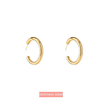 Go Dutch Label Oorringen Big Oval Hoop Goud