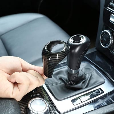 Carbon Look ABS Gear Shift Knob Sticker voor Mercedes-Benz C, E, GLK, A en CLS Klasse | Universeel Interieur Trim voor Autoversnelling