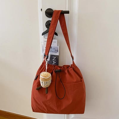 Lente en Zomer Nieuwe Modieuze Schoudertas Tas met Grote Capaciteit Vrouwen Eenvoudig Casual Grote Capaciteit Commuter Draagtas Vrouwen separate bag gray