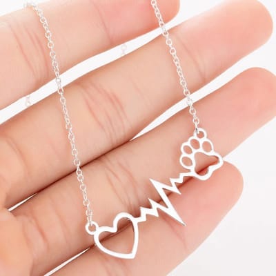 WiseGoods Luxe Ketting Hart Met Hartslag En Hondenpoot - Zilver Sieraad Cadeau - Dierenliefhebbers & Feestdagen - Dames Kettingen
